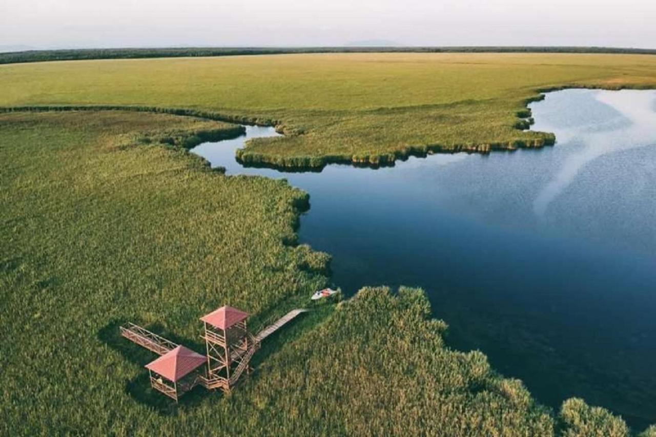 Pʼotʼi Geo Palace Kolkheti National Park מראה חיצוני תמונה